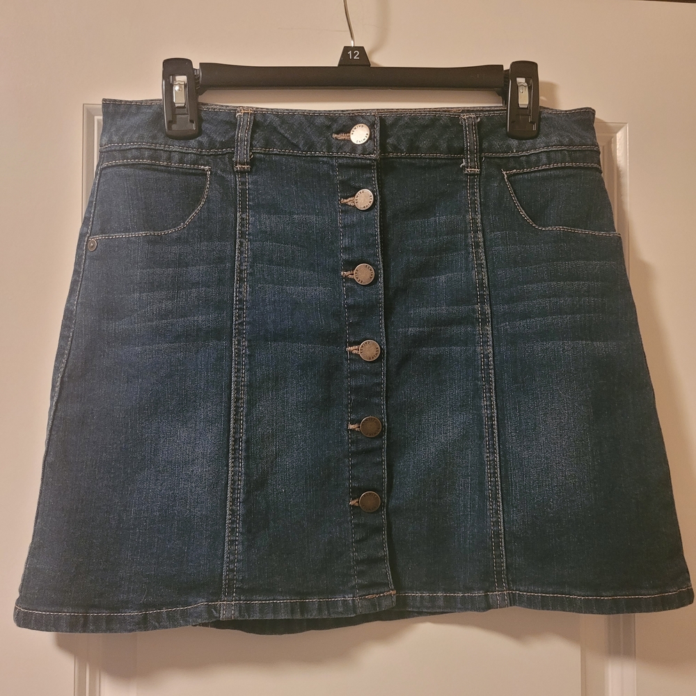 Rewind Denim Button-Front Mini Skirt Size 7